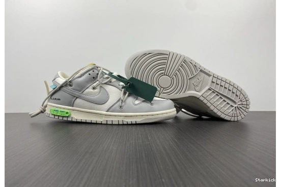 O-W DM1602-117 Low Nike 42 Lot Dunk 0110